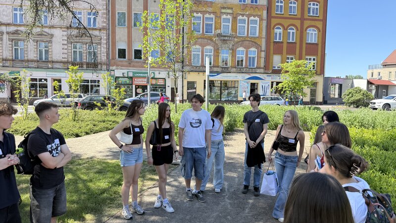 #YouthInDialogue_Kennenlernspaziergang (c) Piotr Firfas (2)