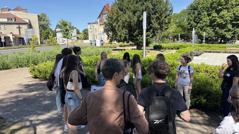 #YouthInDialogue_Kennenlernspaziergang (c) Piotr Firfas (4)